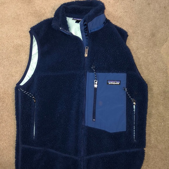 Patagonia Jackets & Blazers - Patagonia women’s shearling vest
